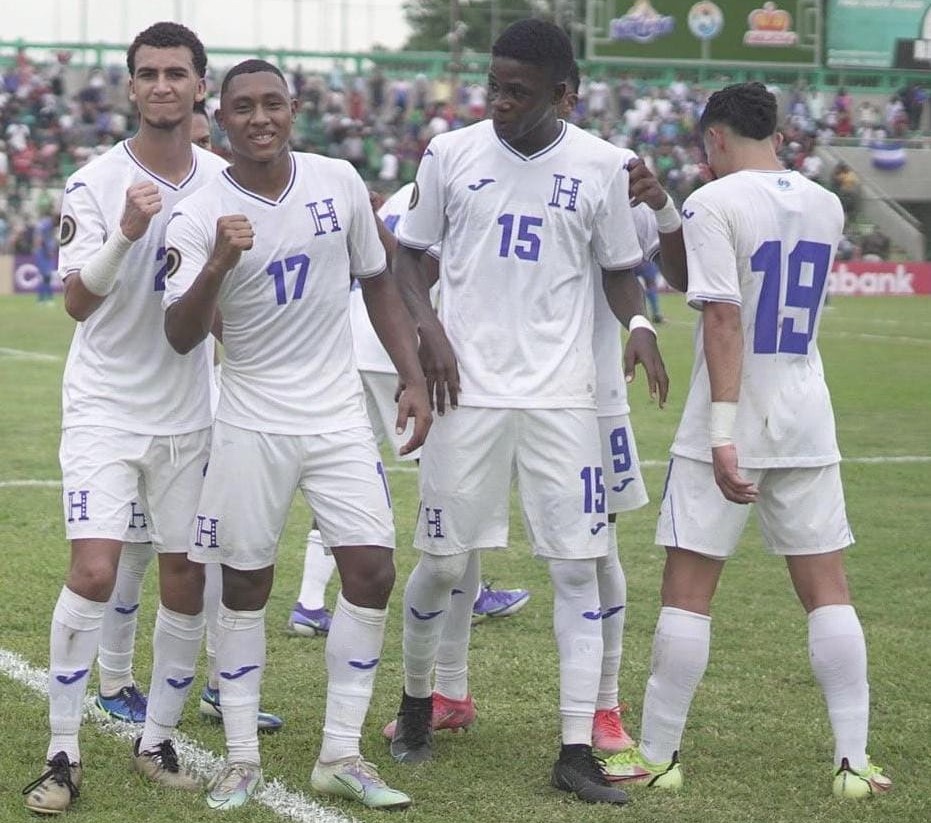 Sub-20 de Hondura golea a Curazao y clasifica a cuartos                                                    
                                                